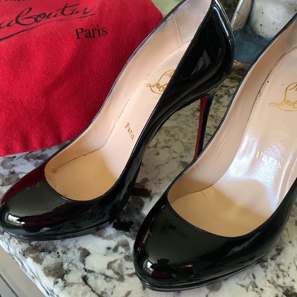 Shose - Picture 3 of 6